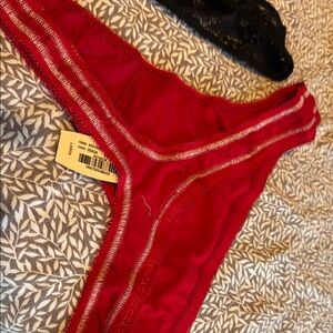 2 Victoria secrets g string Panties